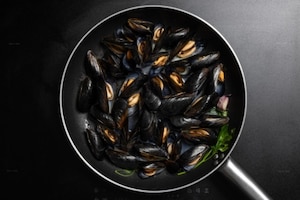 Preparazione Cozze alla tarantina - Fase 1