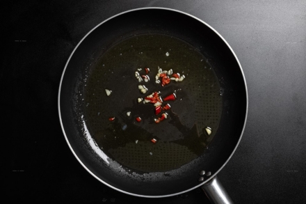 Preparazione Cozze alla tarantina - Fase 2 Preparazione Cozze alla tarantina - Fase 2