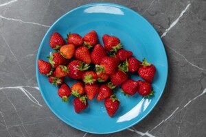 Preparazione Fragole e burrata - Fase 1