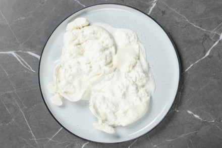 Preparazione Fragole e burrata - Fase 4 Preparazione Fragole e burrata - Fase 4