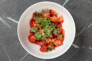 Preparazione Fragole e burrata - Fase 3