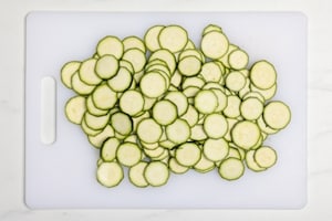 Preparazione Frittata di zucchine al forno - Fase 1