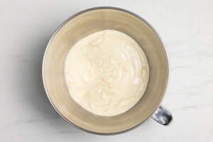 Preparazione Tiramisù con Oro Saiwa - Fase 2