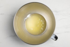 Preparazione Tiramisù con Oro Saiwa - Fase 3