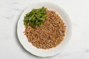 Preparazione Bowl di farro, tonno e avocado - Fase 2