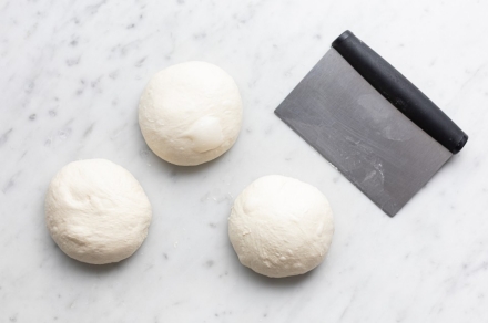 Preparazione Pinsa - Fase 4 Preparazione Pinsa - Fase 4