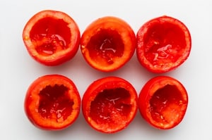 Preparazione Pomodori ripieni di cous cous - Fase 1