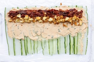 Preparazione Rolls di cetriolo - Fase 4