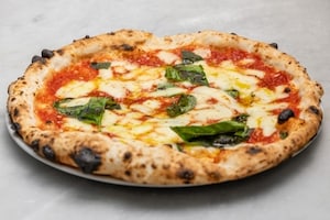 Preparazione Pizza napoletana  - Fase 5