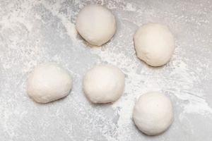 Preparazione Pizza napoletana  - Fase 4