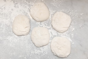Preparazione Pizza napoletana  - Fase 4