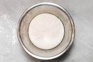 Preparazione Pizza napoletana  - Fase 3