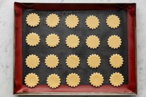 Preparazione Biscotti di pasta frolla - Fase 3