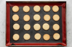 Preparazione Biscotti di pasta frolla - Fase 4