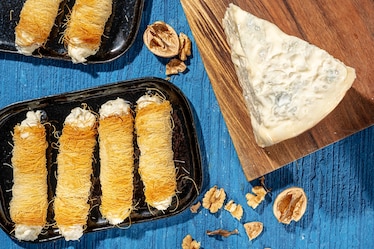 Cannoli kataifi ripieni di gorgonzola