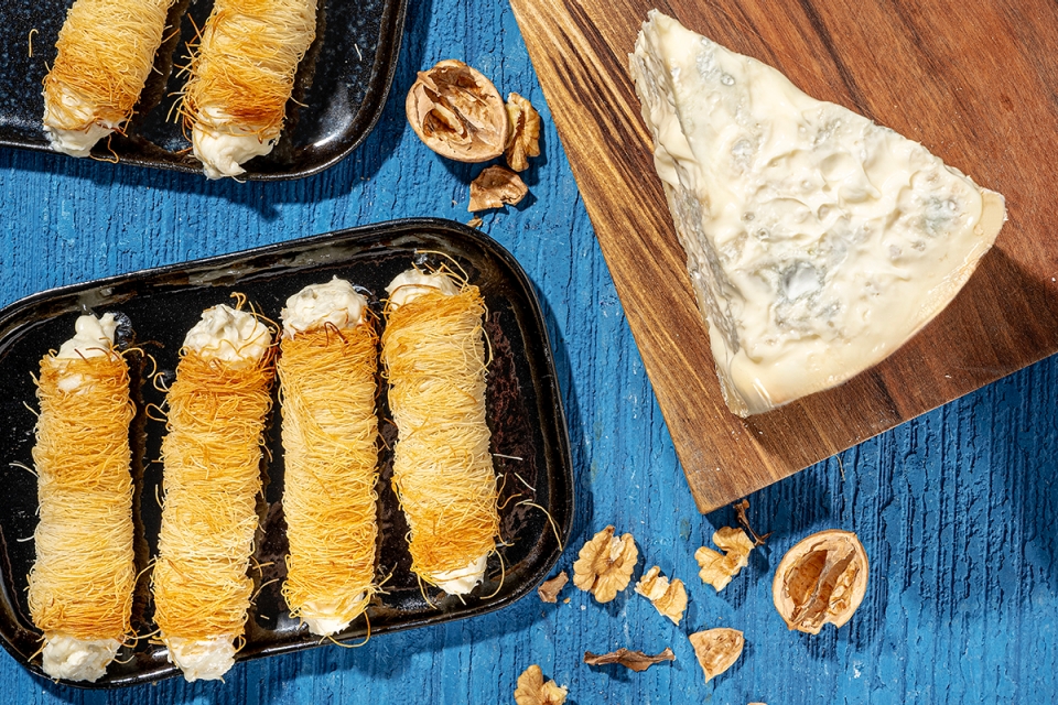 Cannoli kataifi ripieni di gorgonzola Cannoli kataifi ripieni di gorgonzola