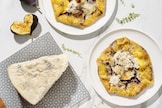 Galette di carta di riso con fichi e gorgonzola
