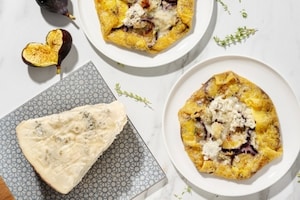 Preparazione Galette di carta di riso con fichi e gorgonzola - Fase 4