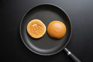 Preparazione Hamburger con gorgonzola - Fase 2