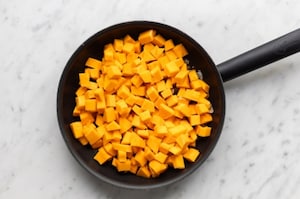 Preparazione Torta salata di zucca - Fase 1