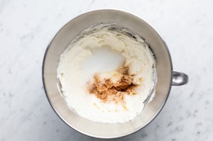 Preparazione Cheesecake basca alla zucca - Fase 2