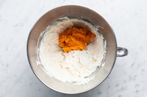 Preparazione Cheesecake basca alla zucca - Fase 2