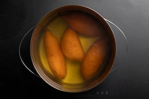 Preparazione Patate dolci arrosto con Pecorino Romano - Fase 1