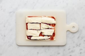 Preparazione Rose di pasta sfoglia - Fase 2