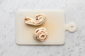 Preparazione Rose di pasta sfoglia - Fase 4