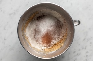 Preparazione Torta speziata alle mele - Fase 2
