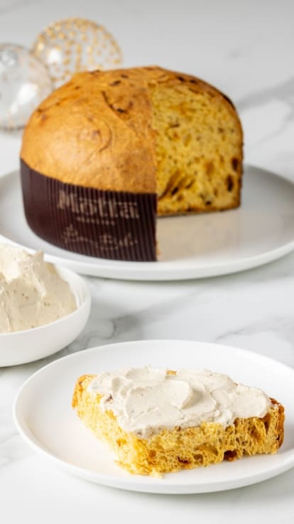 Burro montato con acciughe e origano