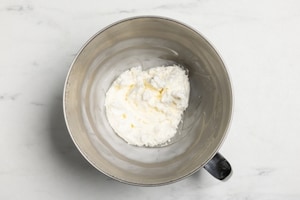 Preparazione Burro montato con acciughe e origano - Fase 1