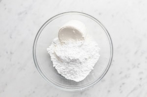 Preparazione Lotus cheesecake bars - Fase 2