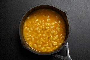 Preparazione Paccheri con crema di zafferano e gamberi - Fase 1