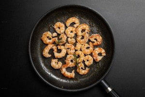 Preparazione Paccheri con crema di zafferano e gamberi - Fase 2