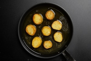 Preparazione Patate fondenti vegane - Fase 2