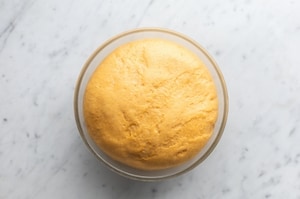 Preparazione Pull-apart bread alla zucca - Fase 3