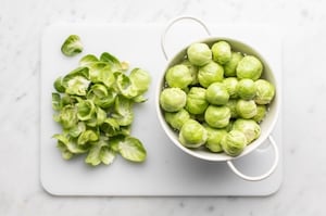 Preparazione Cavoletti di Bruxelles bolliti - Fase 1