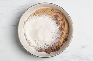 Preparazione Sticky toffee pudding vegano - Fase 3