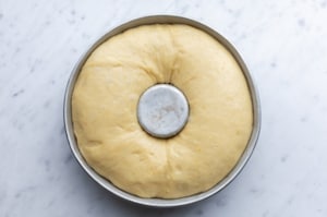 Preparazione Casatiello dolce - Fase 7