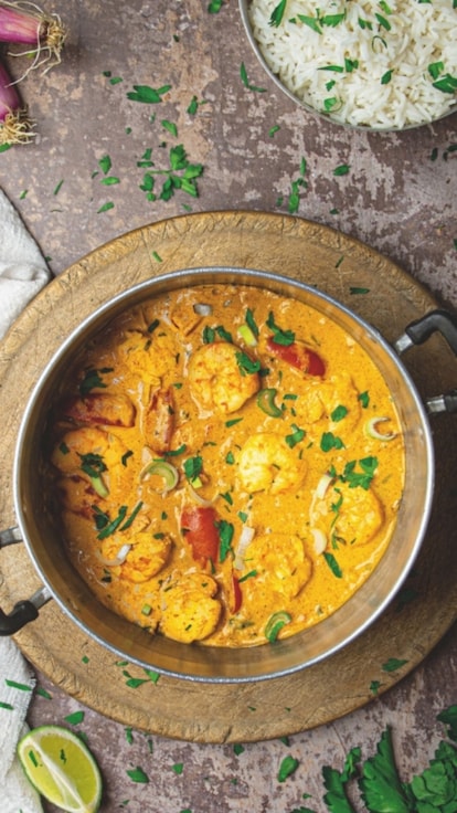 Il curry di gamberi e riso basmati è un'idea sfiziosa per una cena un po' diversa dal solito!