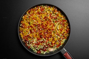 Preparazione Pomodori ripieni freddi - Fase 2