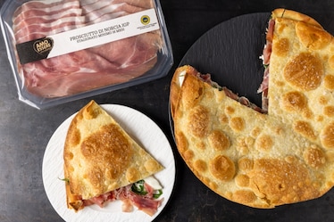 Schiacciata croccante senza lievito