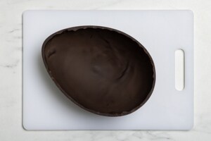 Preparazione Tiramisù nell'uovo di Pasqua - Fase 3