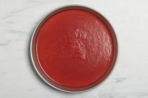 Preparazione Torta di savoiardi alle fragole - Fase 4