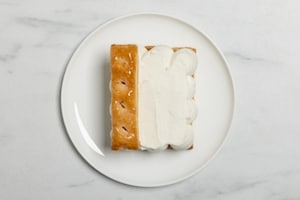 Preparazione Cheesecake con millefoglie e lamponi - Fase 3
