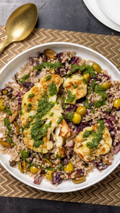 Insalata di orzo e cavolfiore