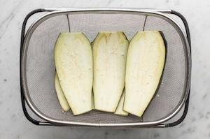 Preparazione Melanzane alla pullastiello - Fase 1