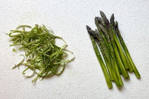 Preparazione Pasta agli asparagi e burro all'aglio orsino - Fase 2