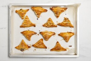 Preparazione Sfogliatelle salate veloci - Fase 4